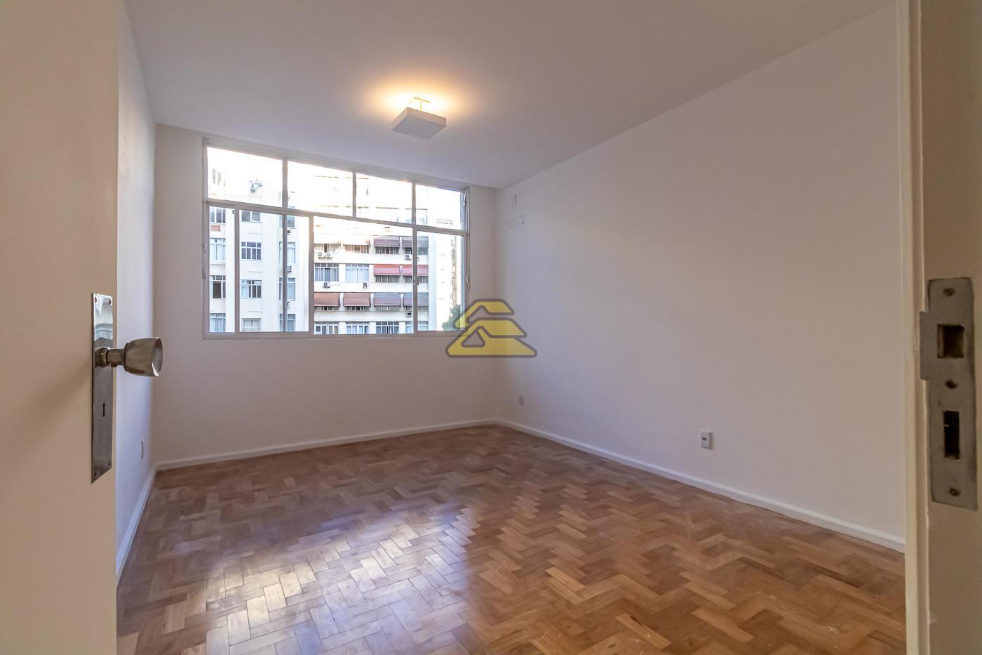 Apartamento à venda com 4 quartos, 330m² - Foto 12