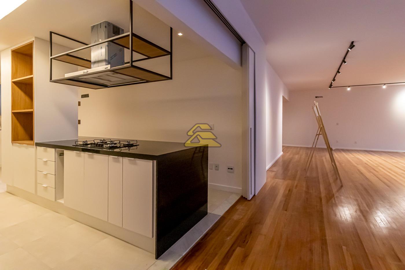 Apartamento à venda com 4 quartos, 330m² - Foto 20