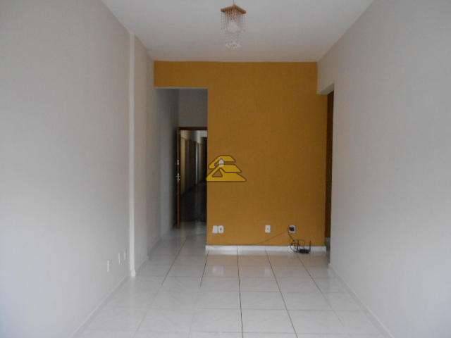 Apartamento à venda com 1 quarto, 51m² - Foto 4