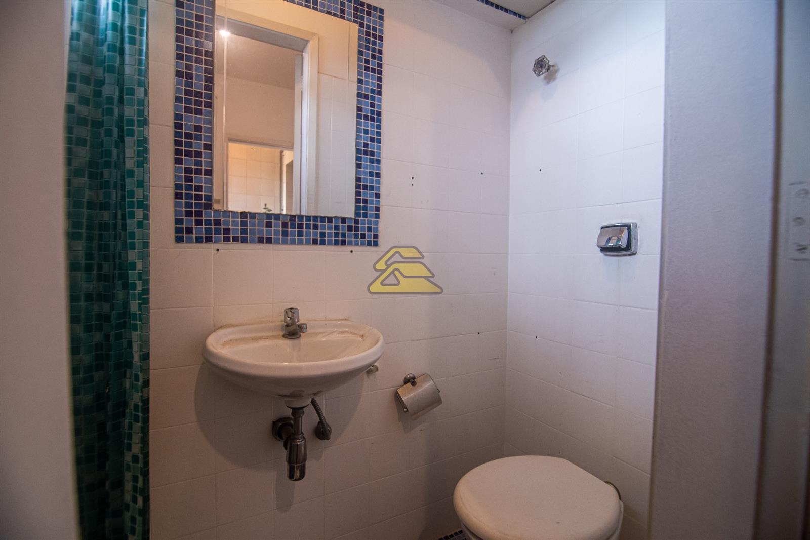 Apartamento à venda com 2 quartos, 64m² - Foto 18