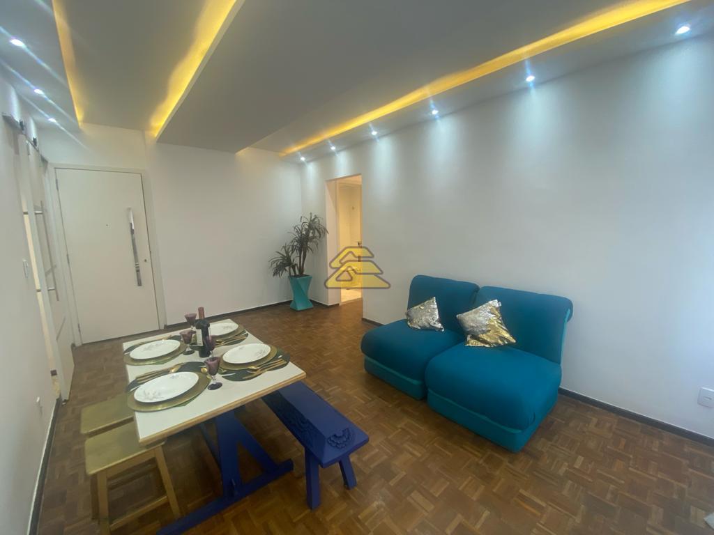 Apartamento à venda com 3 quartos, 80m² - Foto 1