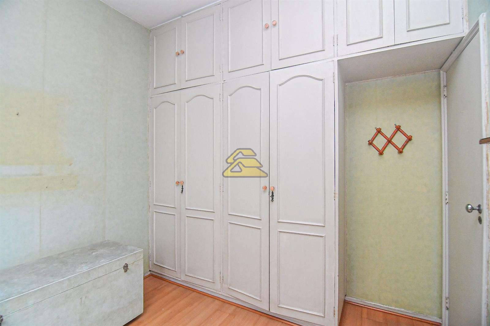 Apartamento à venda com 2 quartos, 68m² - Foto 9