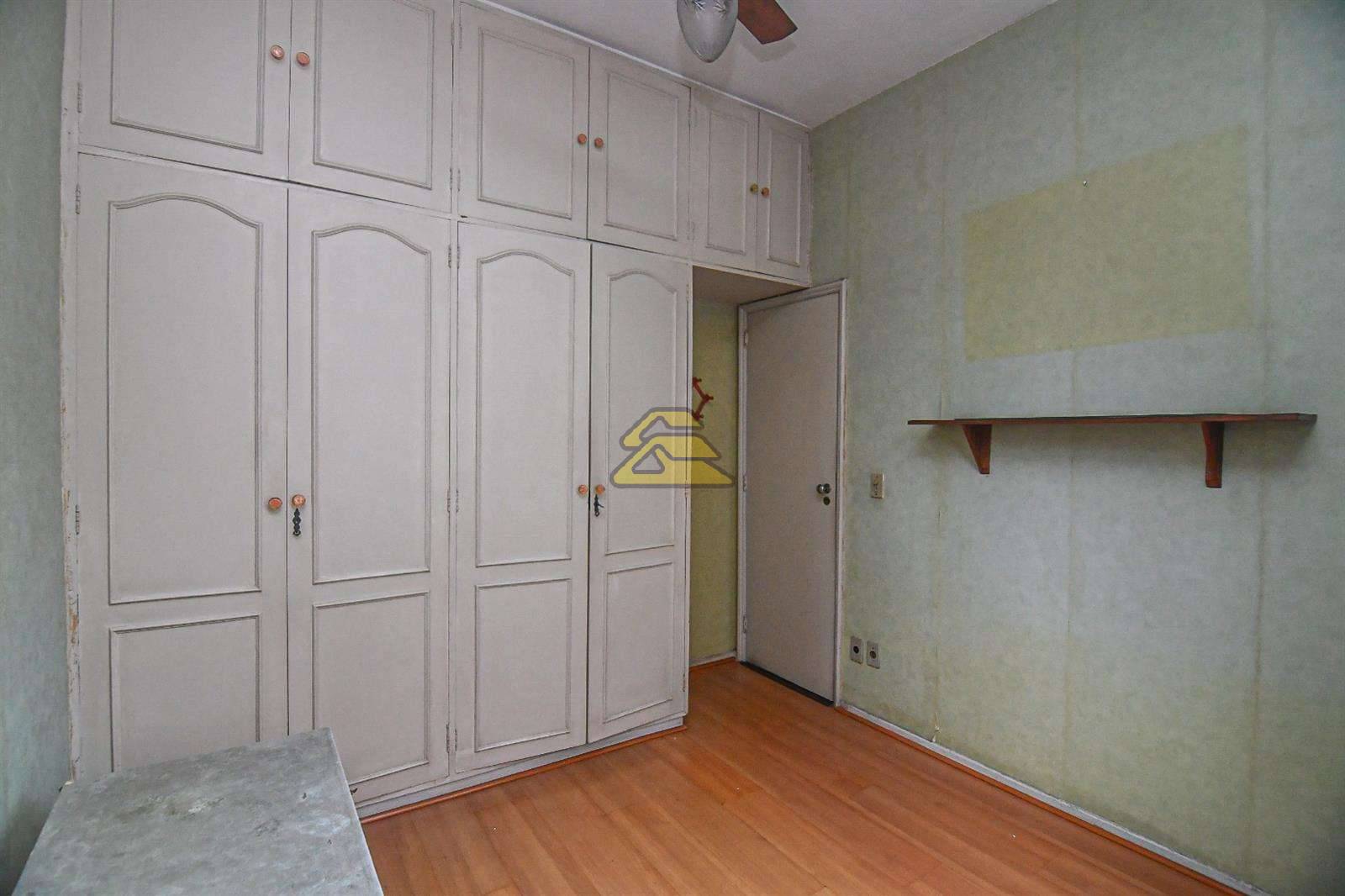 Apartamento à venda com 2 quartos, 68m² - Foto 10