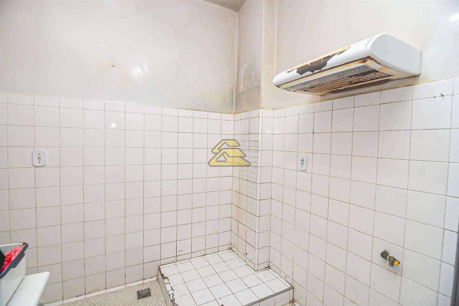 Apartamento à venda com 2 quartos, 68m² - Foto 21