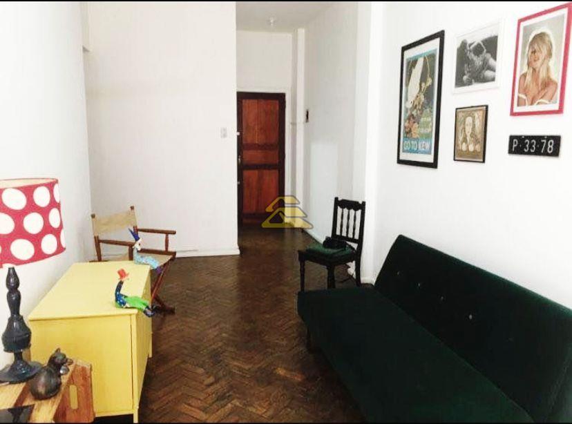 Apartamento à venda com 2 quartos, 42m² - Foto 2