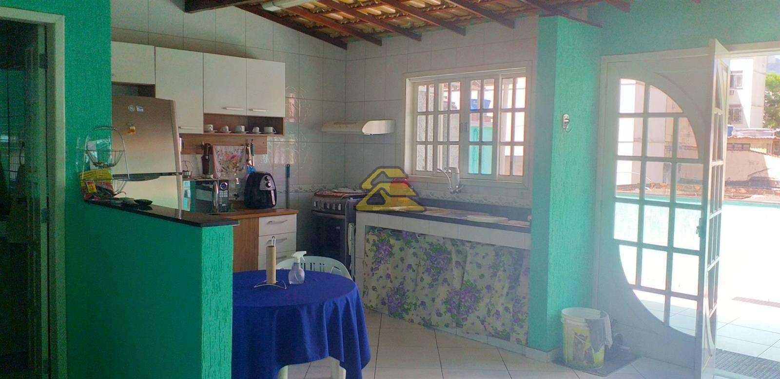 Casa à venda com 3 quartos, 50m² - Foto 29