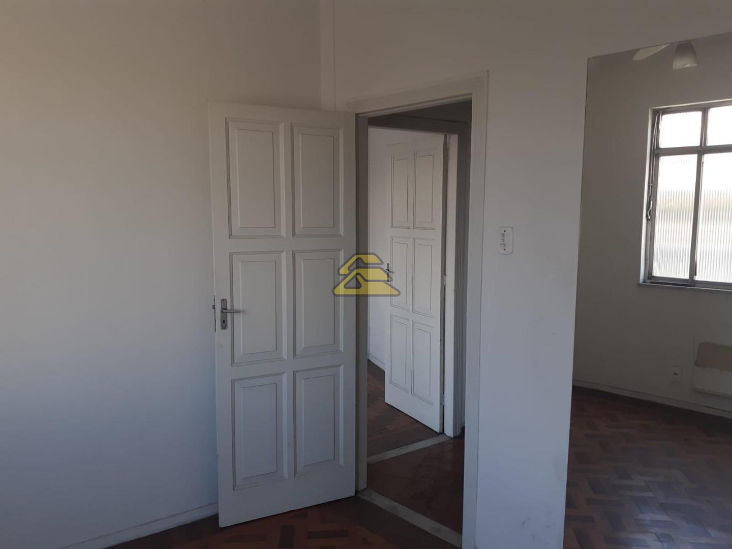 Apartamento à venda com 2 quartos, 85m² - Foto 8