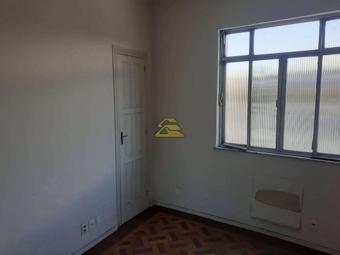 Apartamento à venda com 2 quartos, 85m² - Foto 19