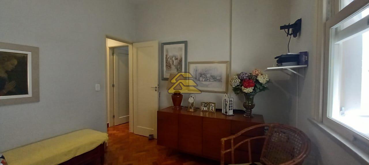 Apartamento à venda com 3 quartos, 120m² - Foto 8