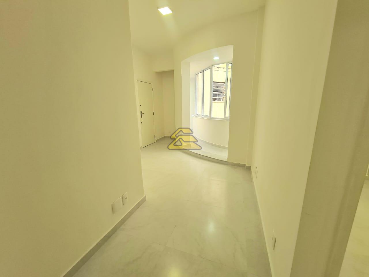 Apartamento à venda com 1 quarto, 35m² - Foto 1