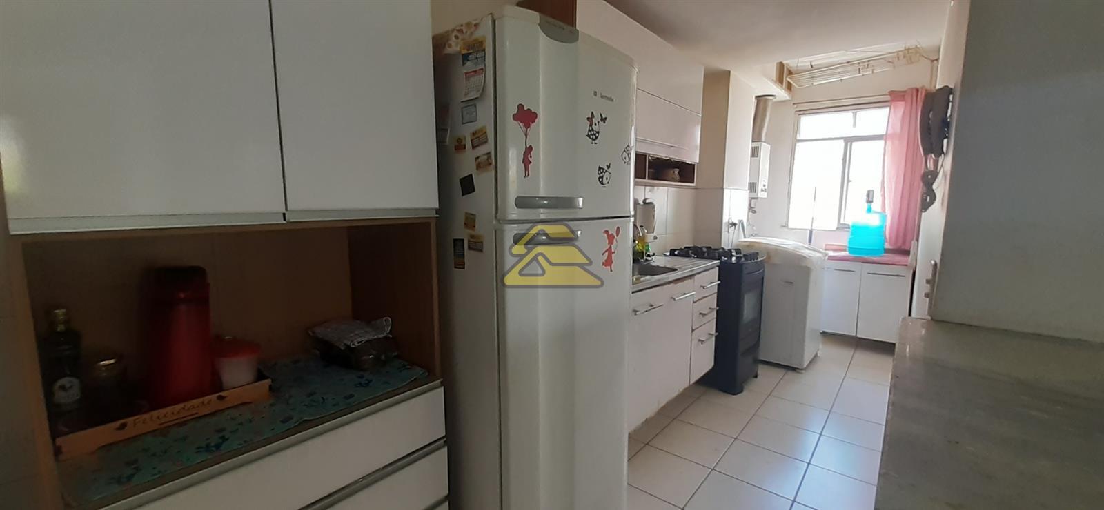 Apartamento à venda com 3 quartos, 62m² - Foto 6