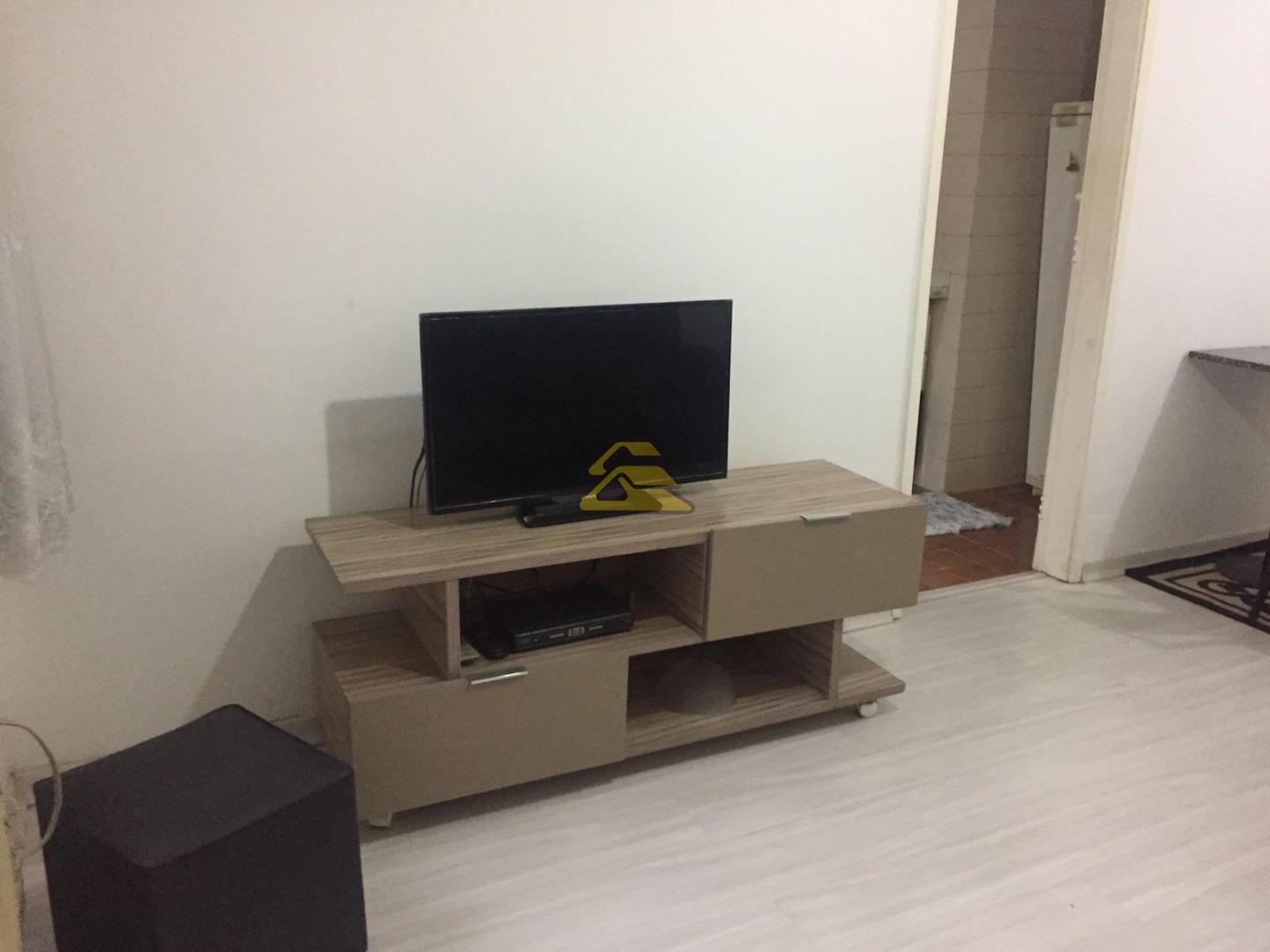 Apartamento à venda com 1 quarto, 50m² - Foto 2