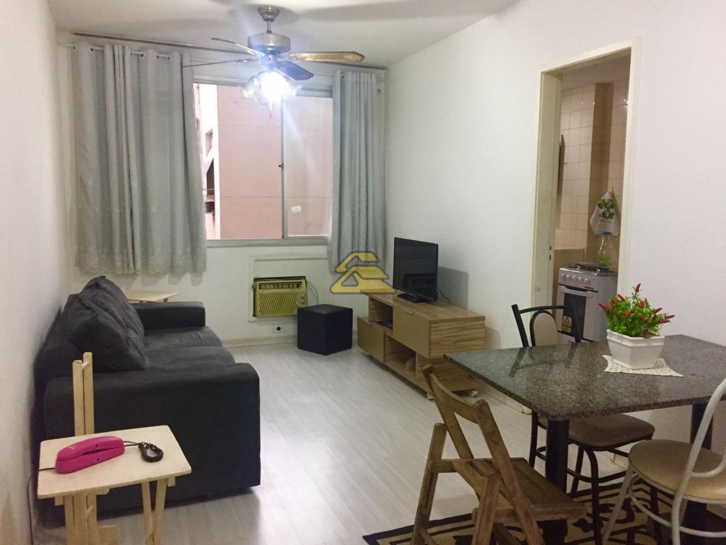 Apartamento à venda com 1 quarto, 50m² - Foto 1