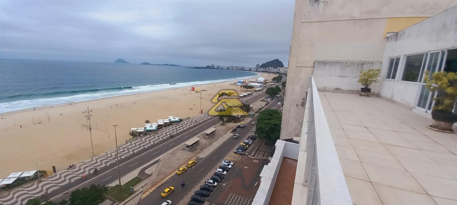 Cobertura à venda com 3 quartos, 612m² - Foto 1