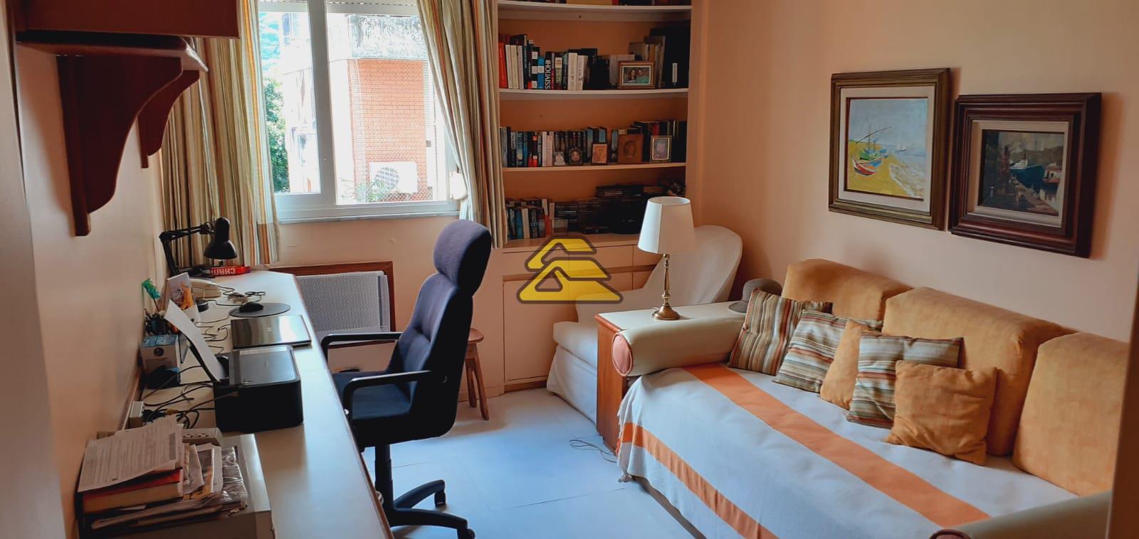 Apartamento à venda com 4 quartos, 240m² - Foto 20