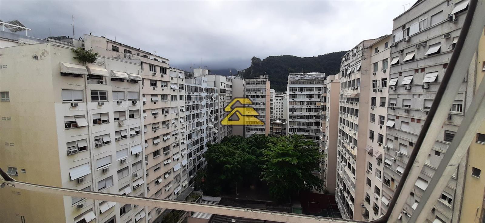 Apartamento à venda com 4 quartos, 587m² - Foto 3