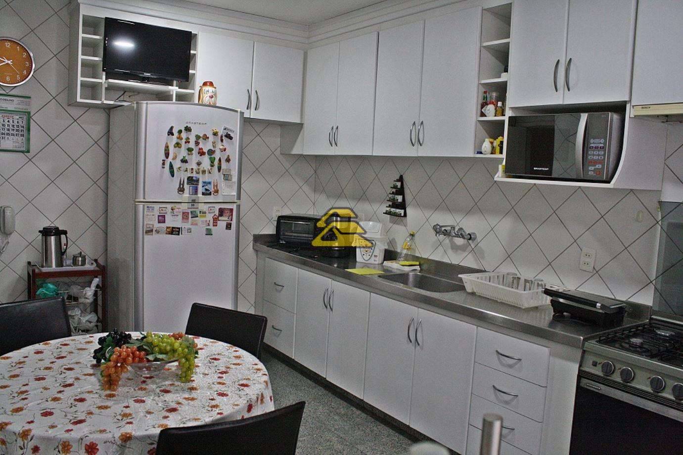 Apartamento à venda com 5 quartos, 280m² - Foto 28