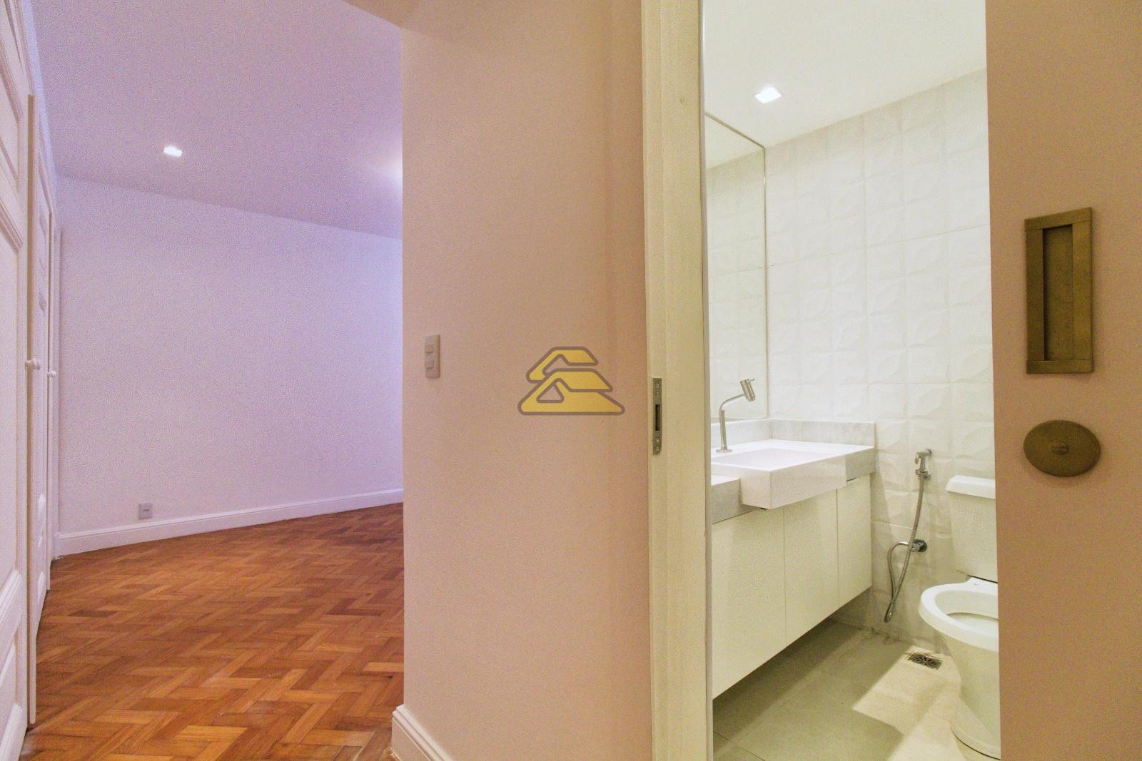 Apartamento à venda com 4 quartos, 320m² - Foto 18