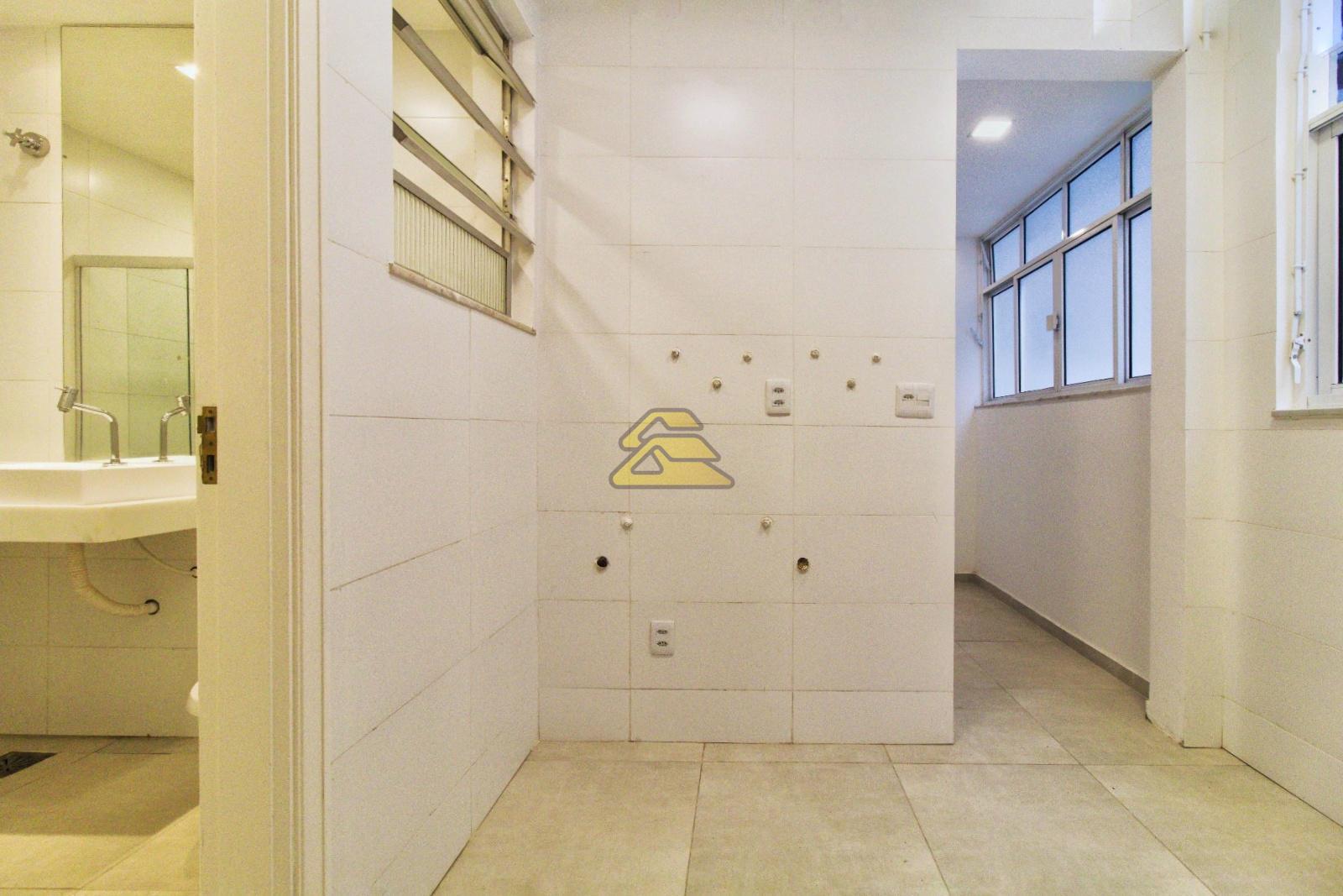 Apartamento à venda com 4 quartos, 320m² - Foto 30