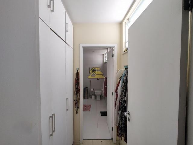 Apartamento à venda com 4 quartos, 182m² - Foto 14