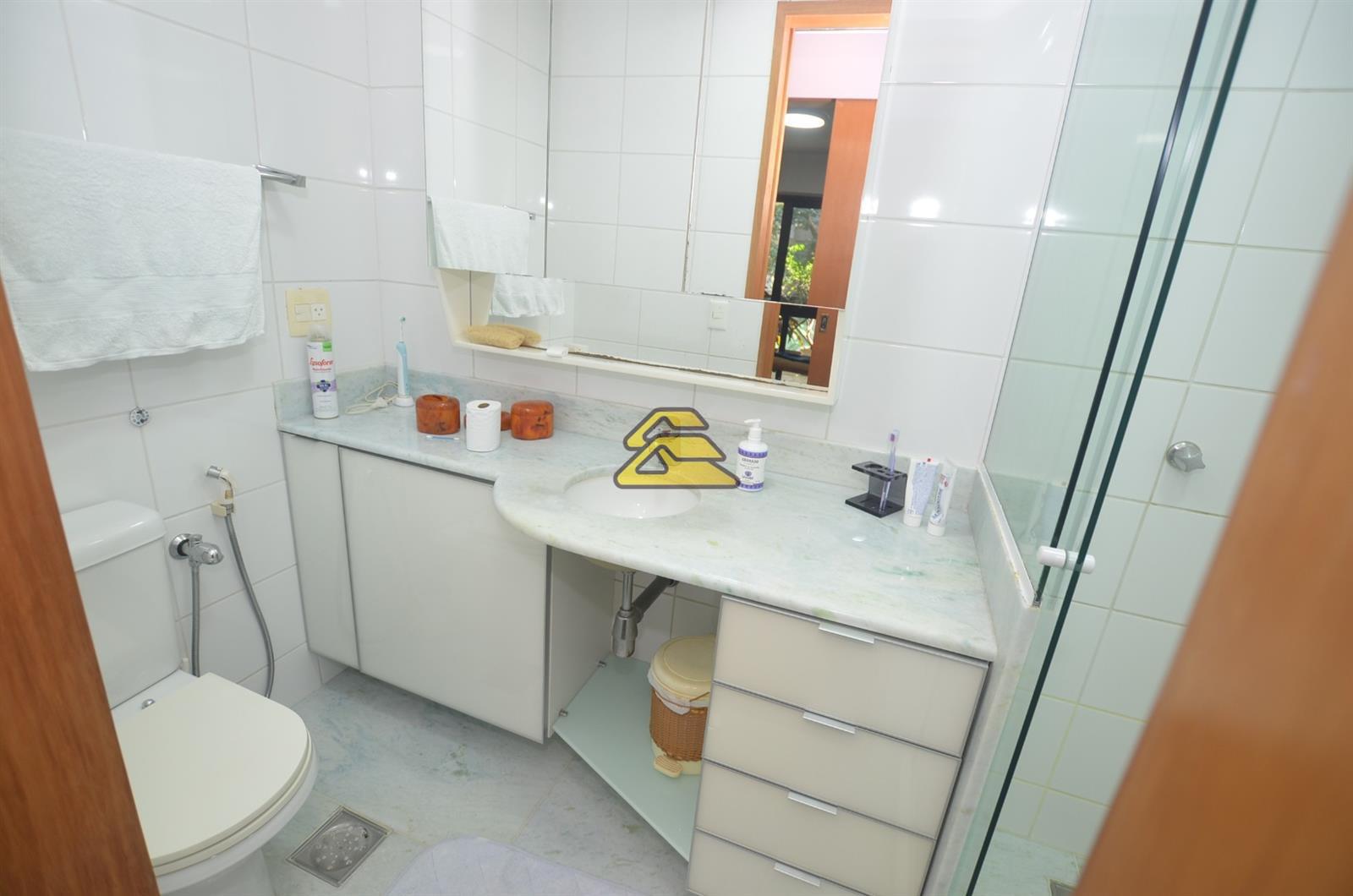 Apartamento à venda com 4 quartos, 180m² - Foto 14