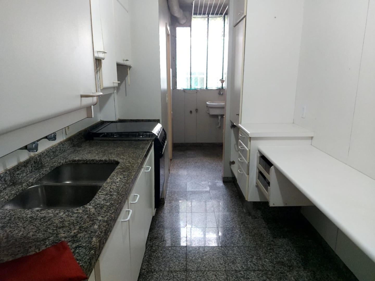 Apartamento à venda com 2 quartos, 100m² - Foto 18