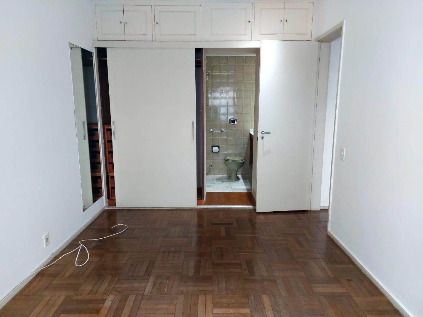 Apartamento à venda com 2 quartos, 100m² - Foto 14