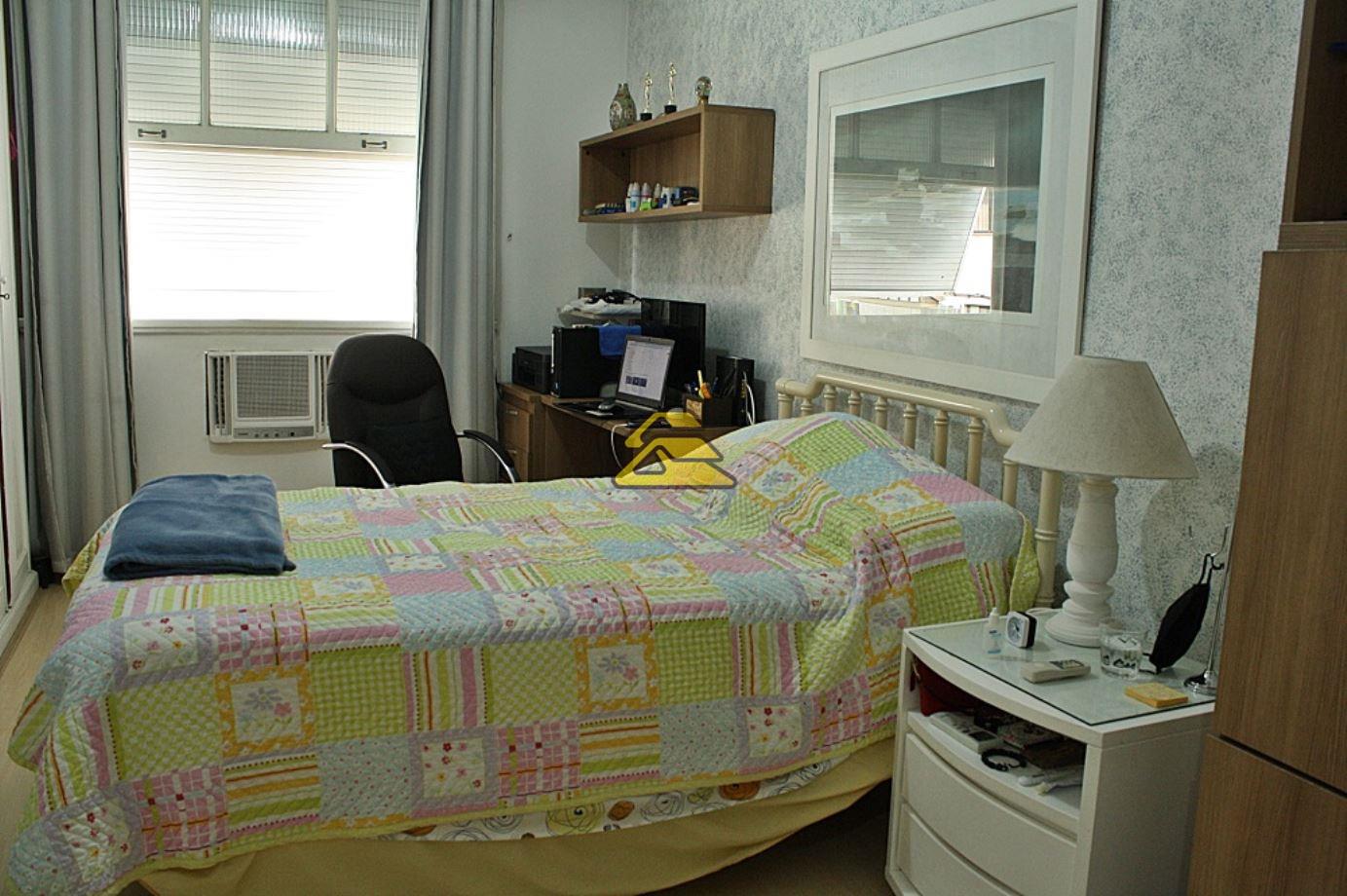 Apartamento à venda com 4 quartos, 300m² - Foto 13