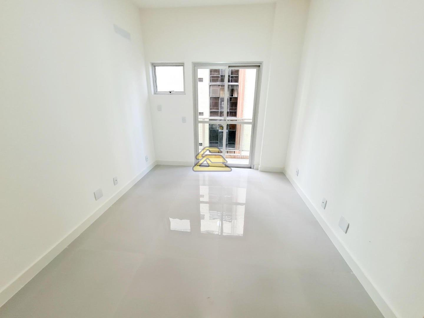 Apartamento à venda com 4 quartos, 185m² - Foto 11