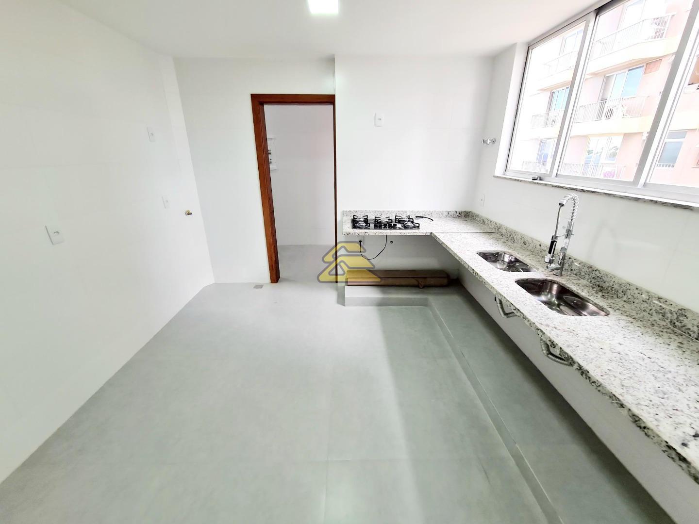 Apartamento à venda com 4 quartos, 185m² - Foto 19