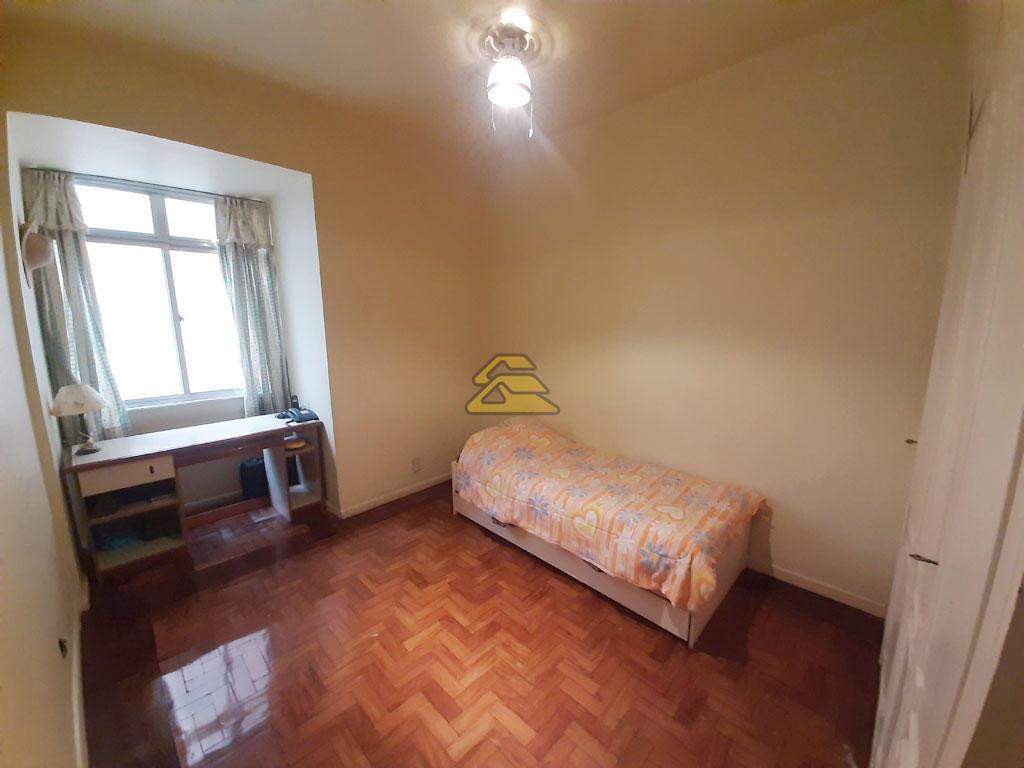 Apartamento à venda com 4 quartos, 180m² - Foto 19