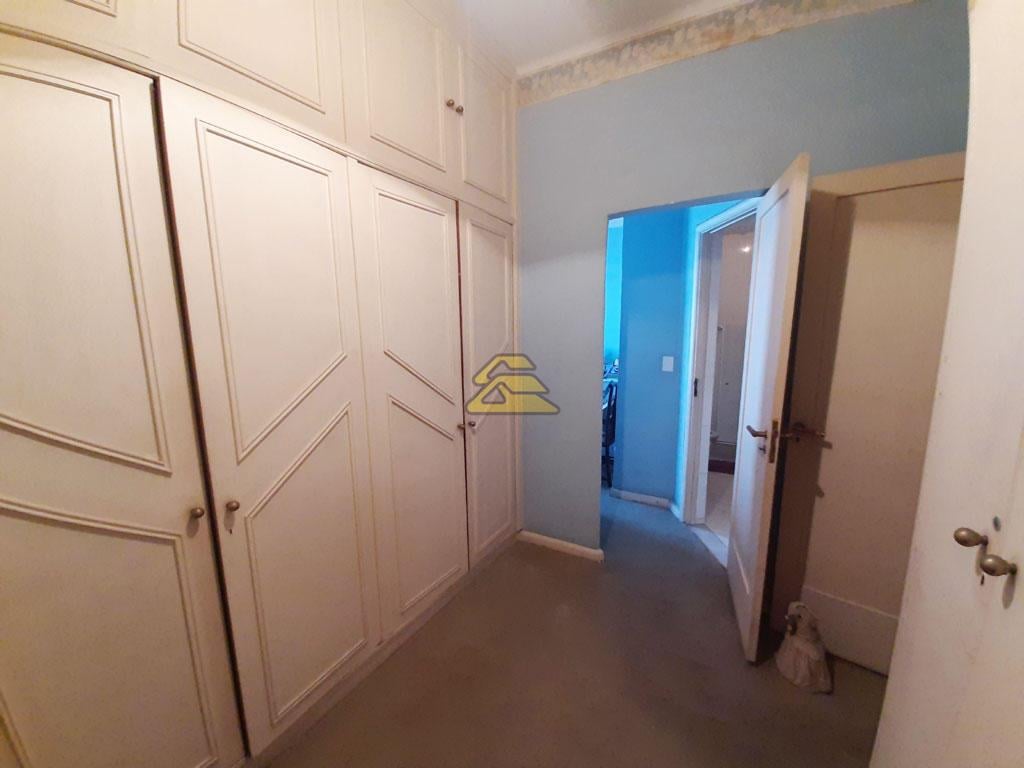 Apartamento à venda com 4 quartos, 180m² - Foto 18