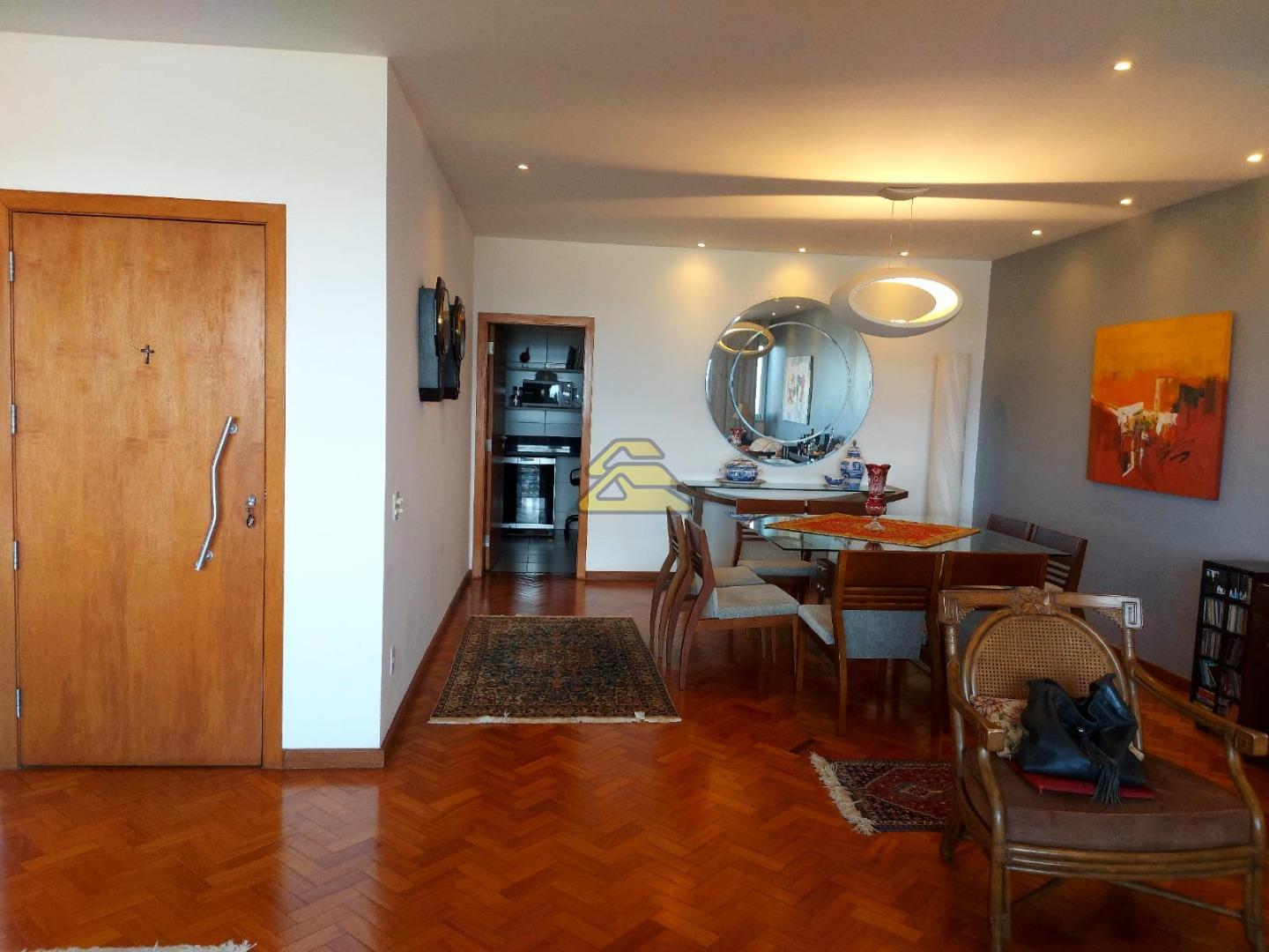 Apartamento à venda com 4 quartos, 215m² - Foto 9