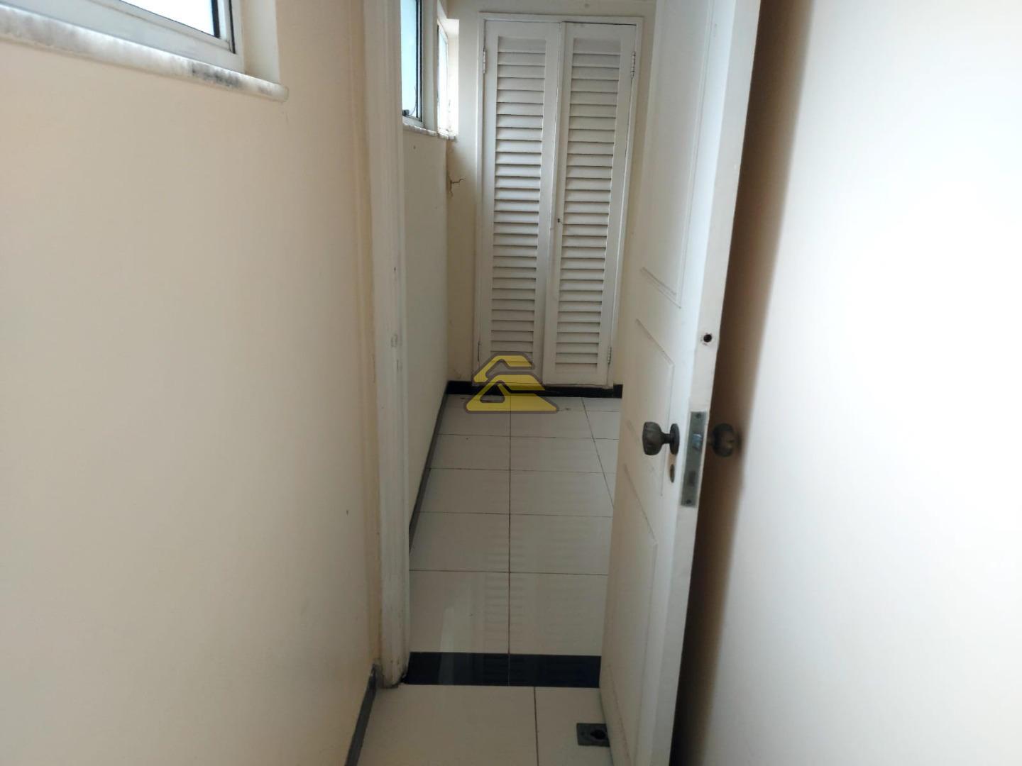 Apartamento à venda com 3 quartos, 344m² - Foto 23