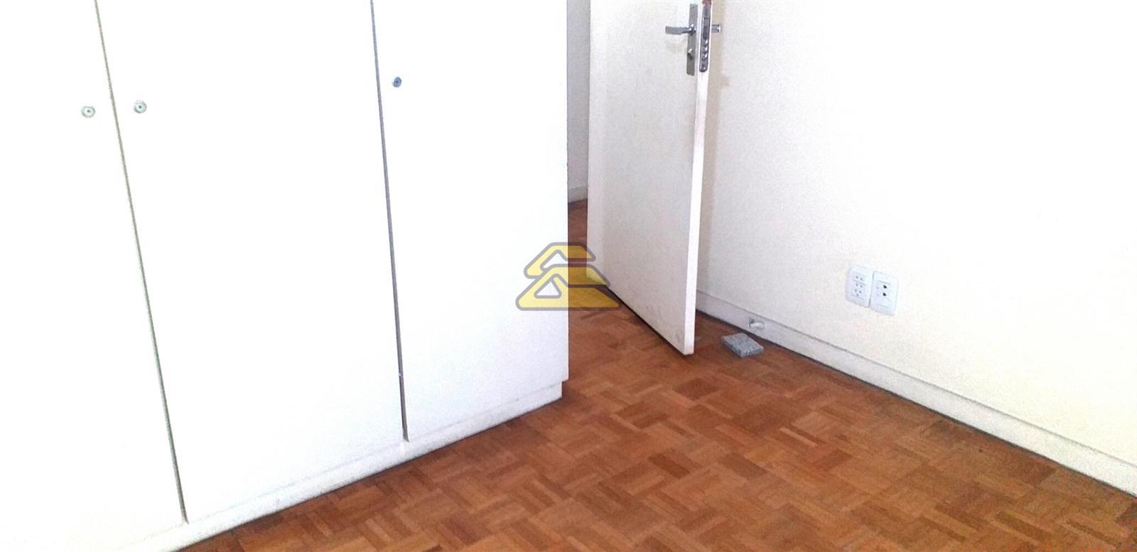 Apartamento à venda com 2 quartos, 90m² - Foto 11