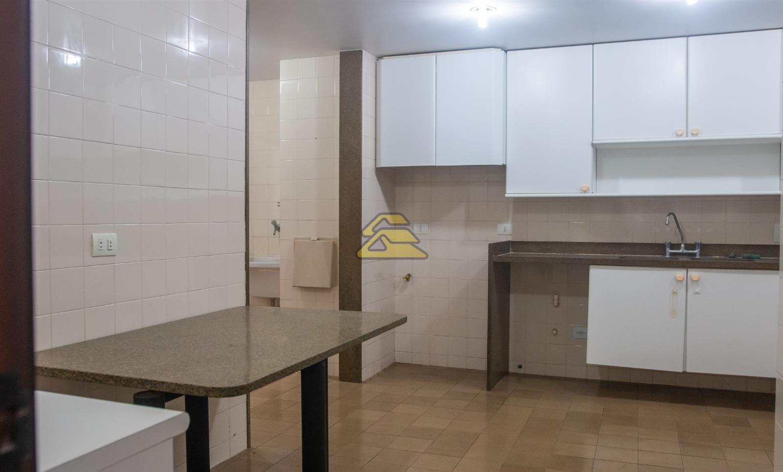 Apartamento à venda com 4 quartos, 282m² - Foto 21