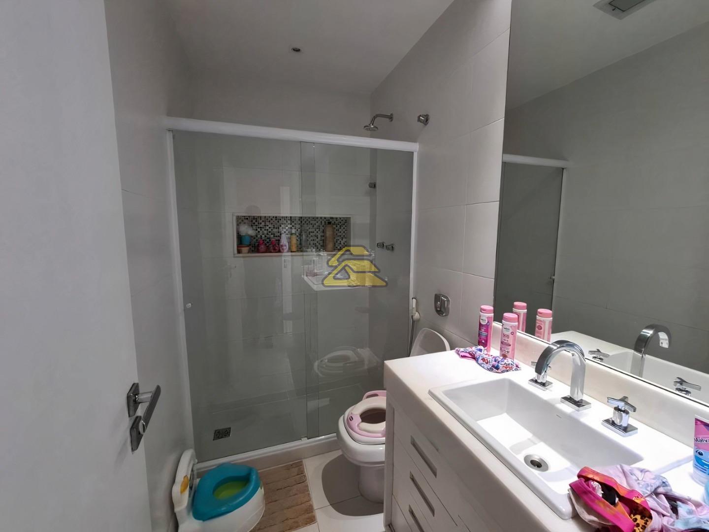 Apartamento à venda com 4 quartos, 270m² - Foto 15