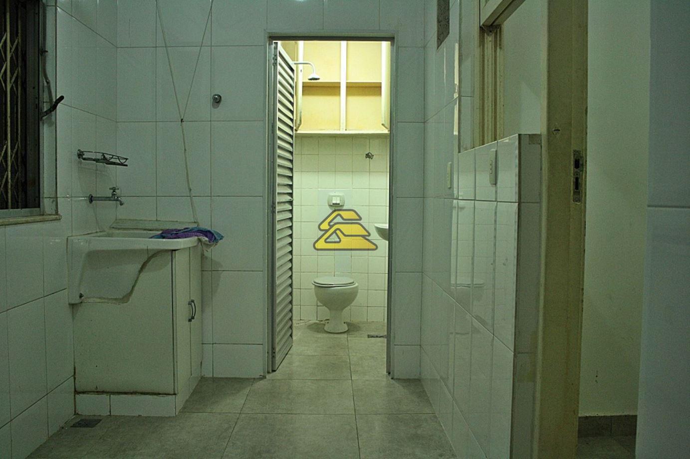 Apartamento à venda com 4 quartos, 200m² - Foto 16