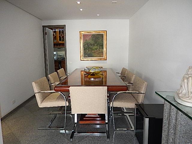 Apartamento à venda com 4 quartos, 153m² - Foto 4