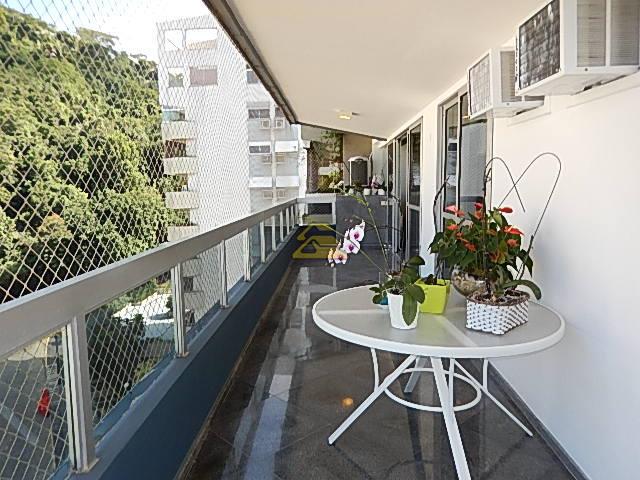 Apartamento à venda com 4 quartos, 153m² - Foto 25