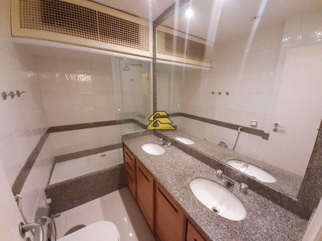 Apartamento à venda com 4 quartos, 240m² - Foto 10