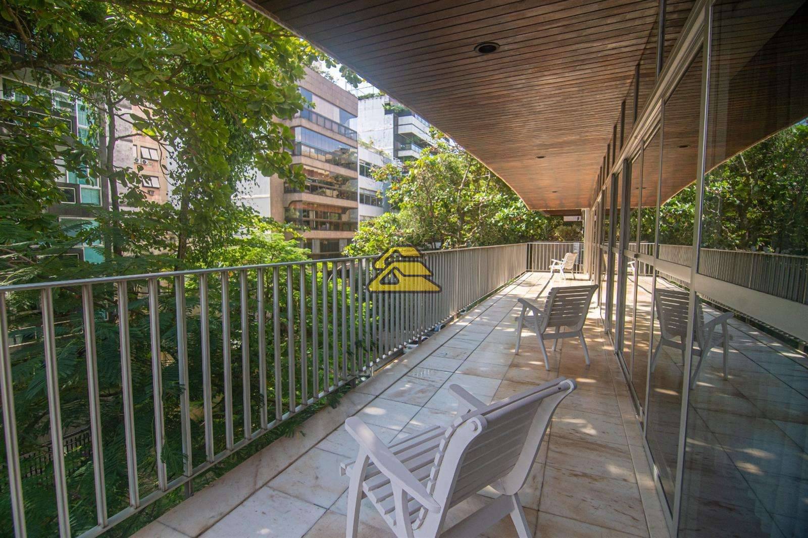 Apartamento à venda com 4 quartos, 289m² - Foto 6