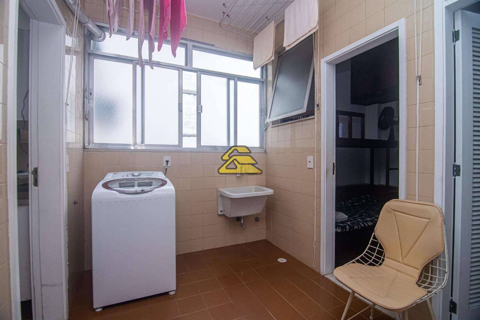 Apartamento à venda com 4 quartos, 289m² - Foto 37