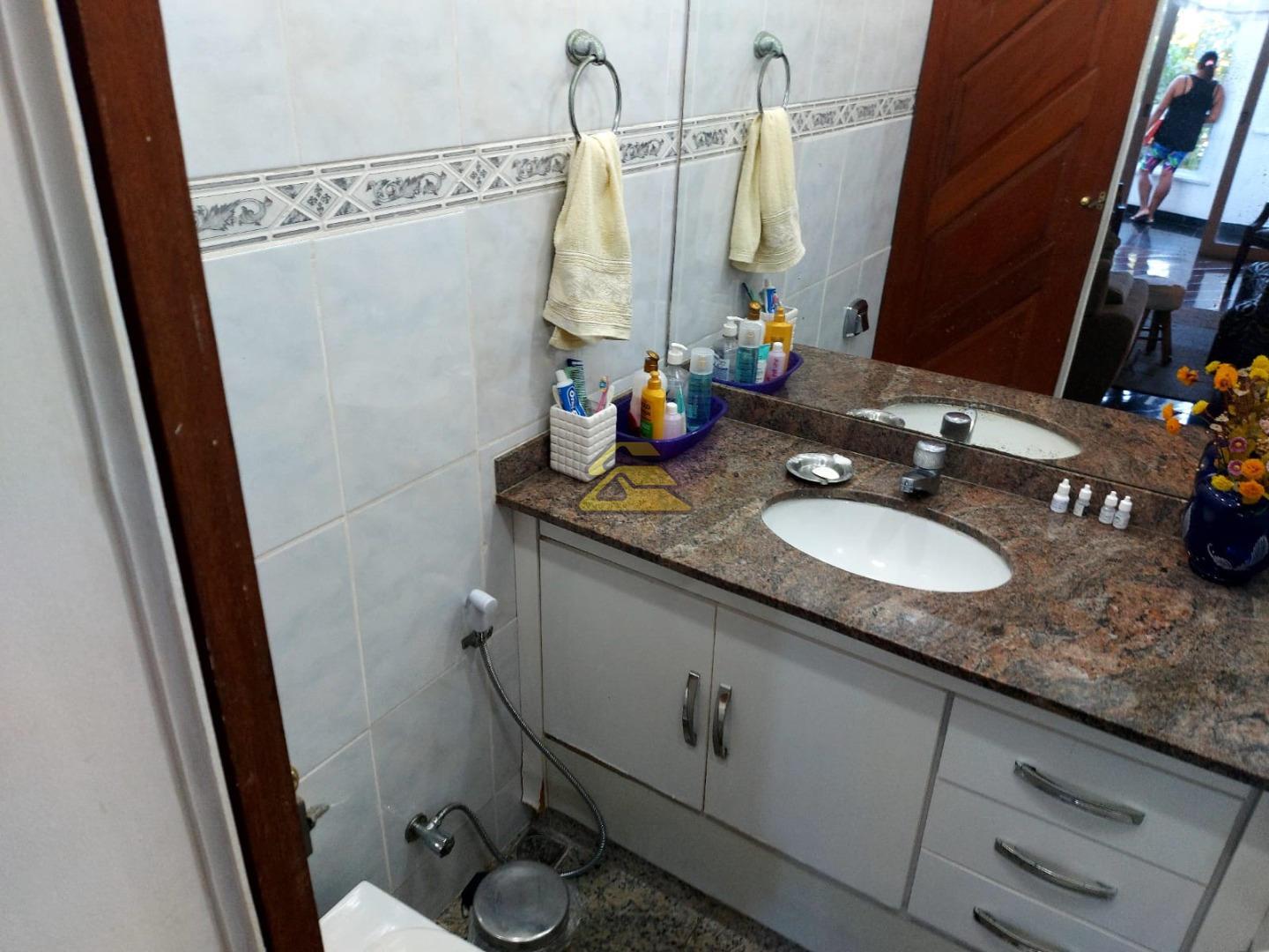 Apartamento à venda com 3 quartos, 151m² - Foto 30