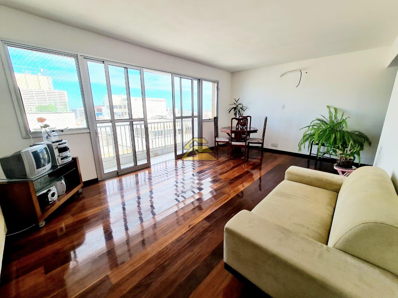 Cobertura à venda com 7 quartos, 183m² - Foto 4