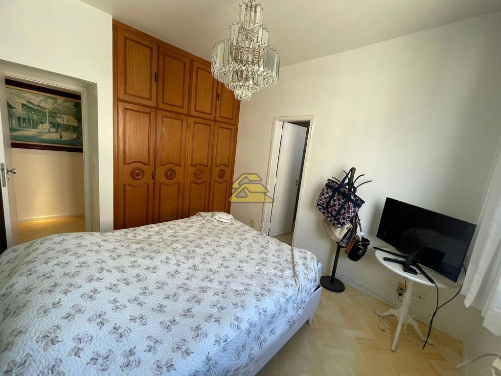 Apartamento à venda com 4 quartos, 219m² - Foto 15