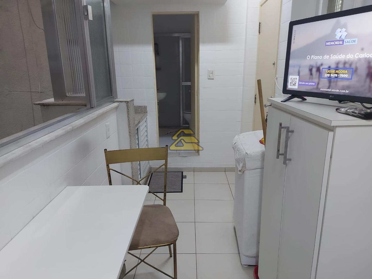 Apartamento à venda com 3 quartos, 230m² - Foto 29