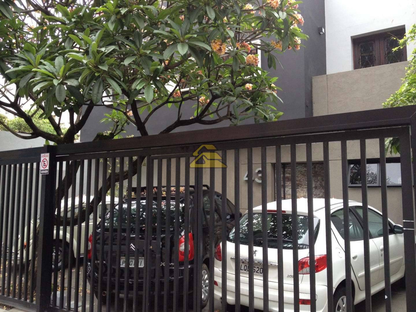 Casa à venda com 9 quartos, 470m² - Foto 36