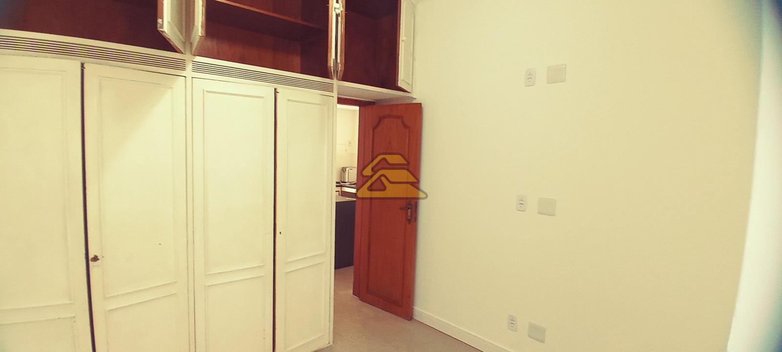 Apartamento à venda com 2 quartos, 61m² - Foto 11