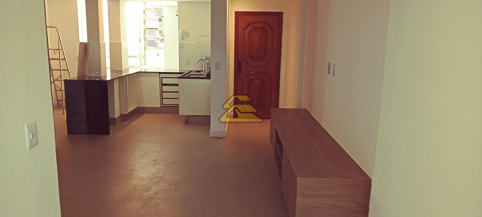 Apartamento à venda com 2 quartos, 61m² - Foto 3